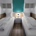 Apartment Hive An Der B6 *
