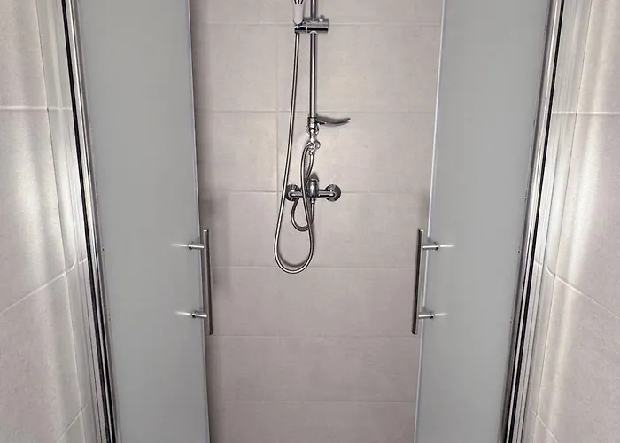 Hive An Der B6 דירה